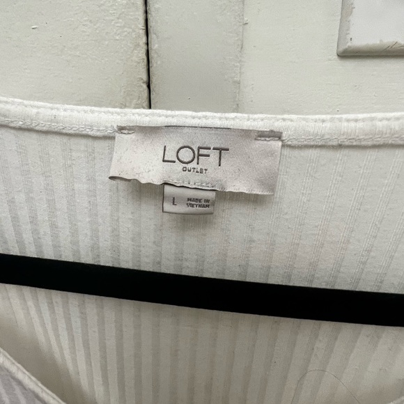 casual white knit LOFT button down tie shirt, size L - Picture 3 of 3